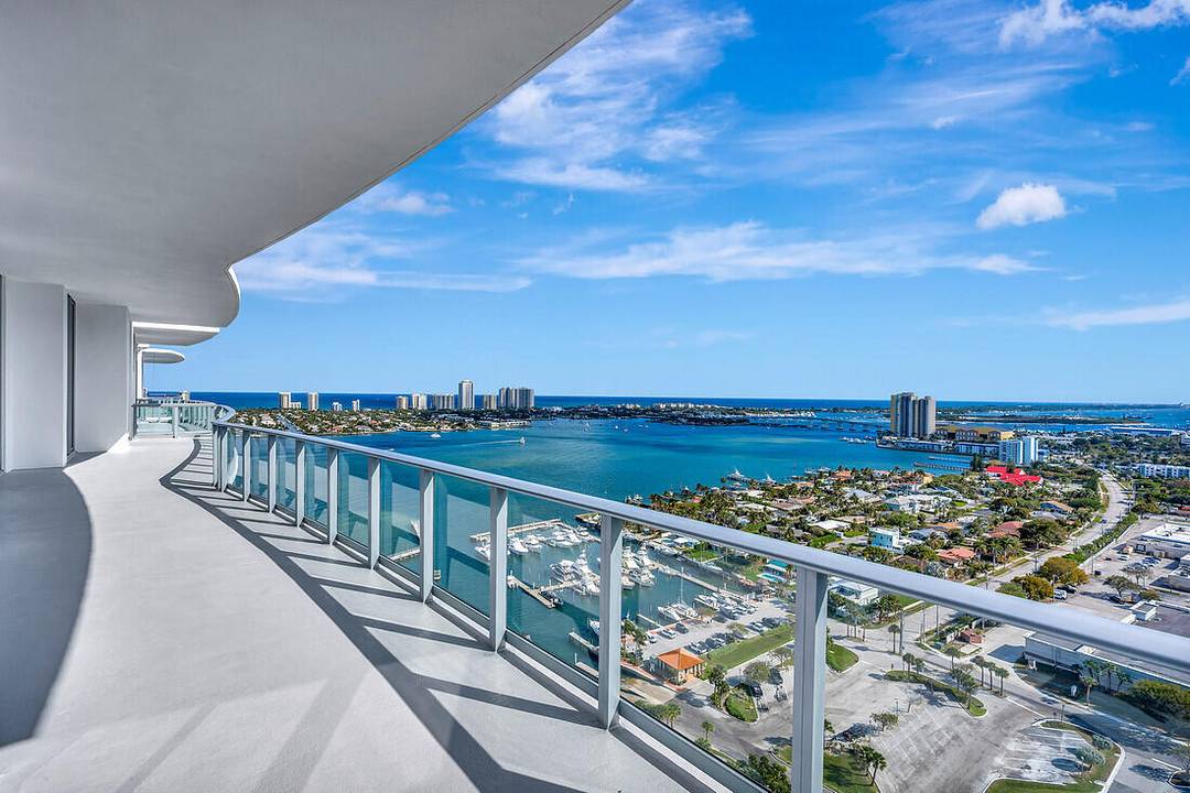 Welcome to Nautilus 220, a beautiful penthouse Sky Suite with high ceilings, a grand entrance, and an open floor plan that naturally lights up with direct southeast views of both ...