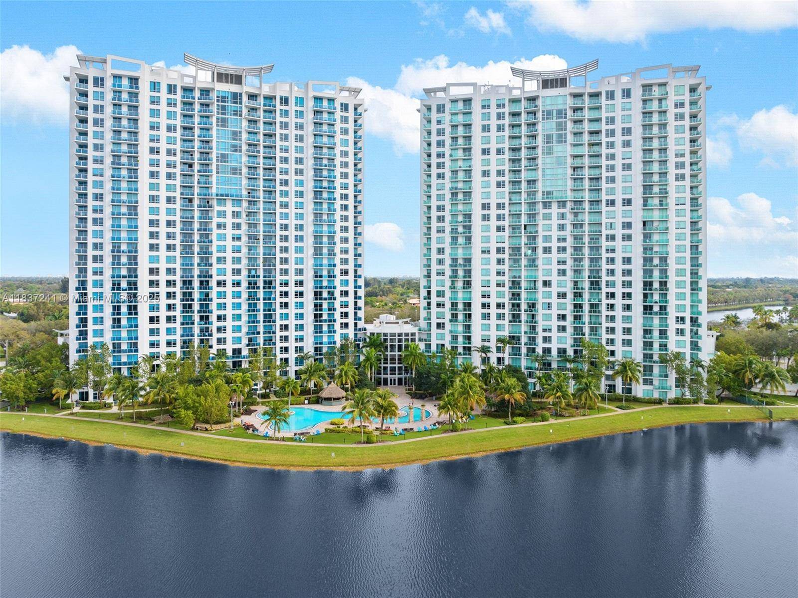 Stunning 25th floor condo w unmatched views amp ; full resort amenities.