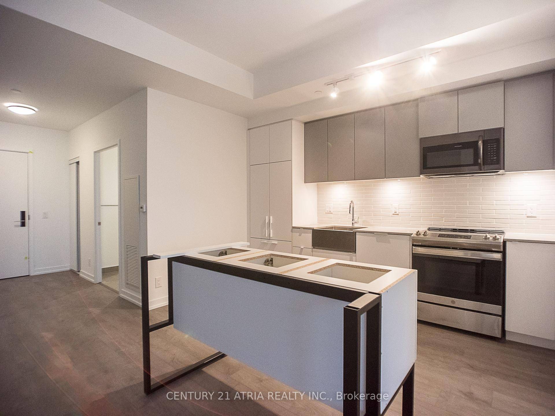 Welcome to this Stunning, Rare to luxurious 3 3 bedroom corner Suite At XO Condominium ByLifetime Development.