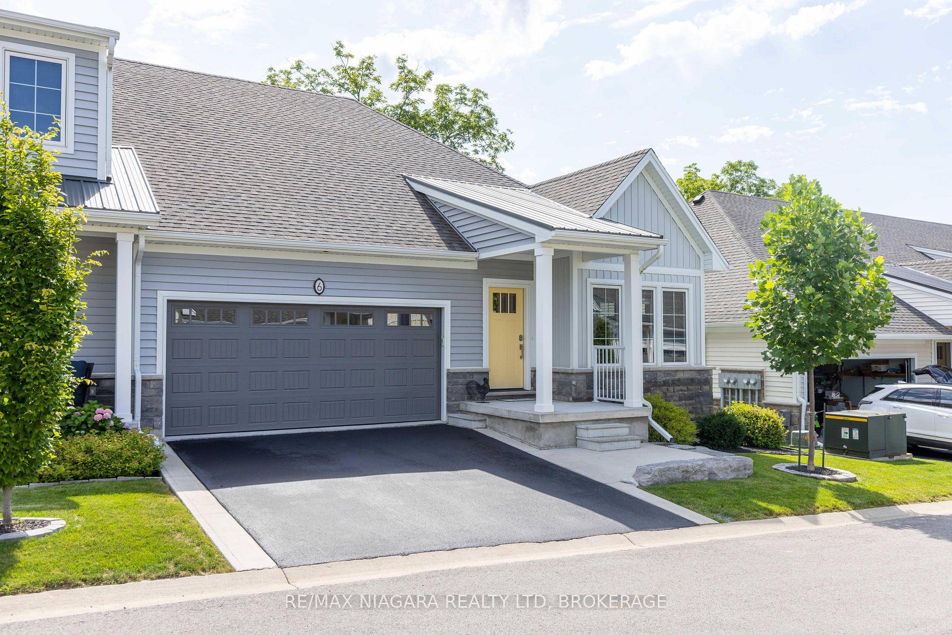Discover the epitome of modern living at 6 3573 Dominion Rd, a nearly new gem in Ridgeway offering the perfect blend of luxury and convenience.
