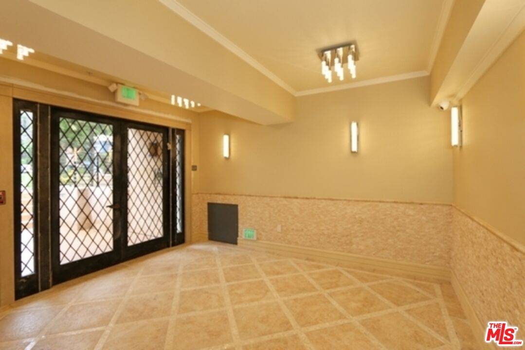 12234 Montana Ave 2BR Brentwood La