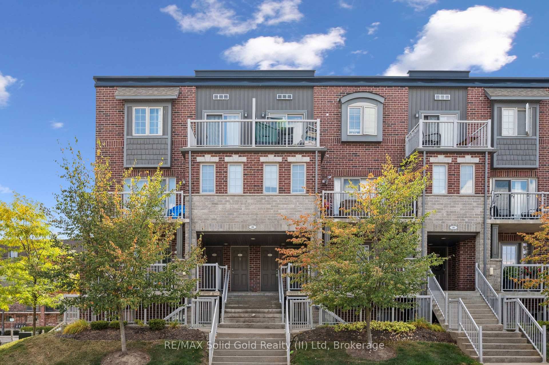 Discover this bright and beautifully updated 2 bedroom, 1.