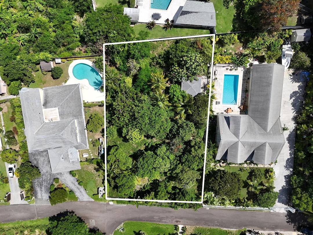 #32 RIDGEWAY ESTATES Land New-Providence