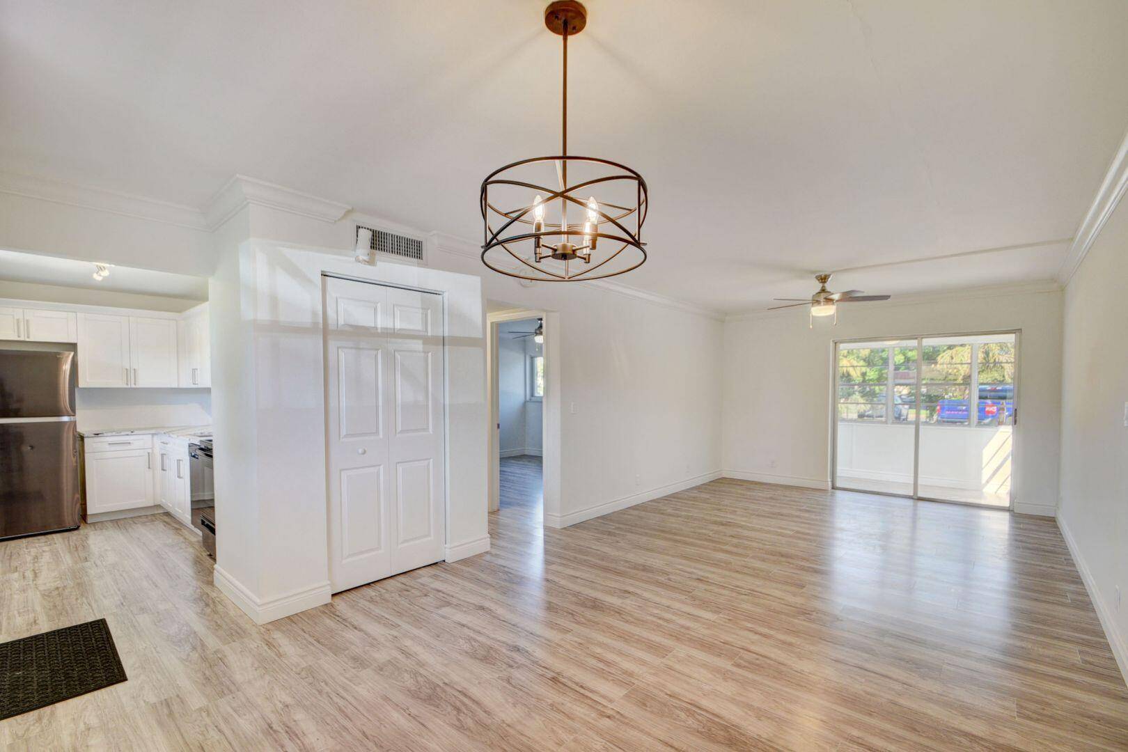 Beautifully updated corner ground floor unit.
