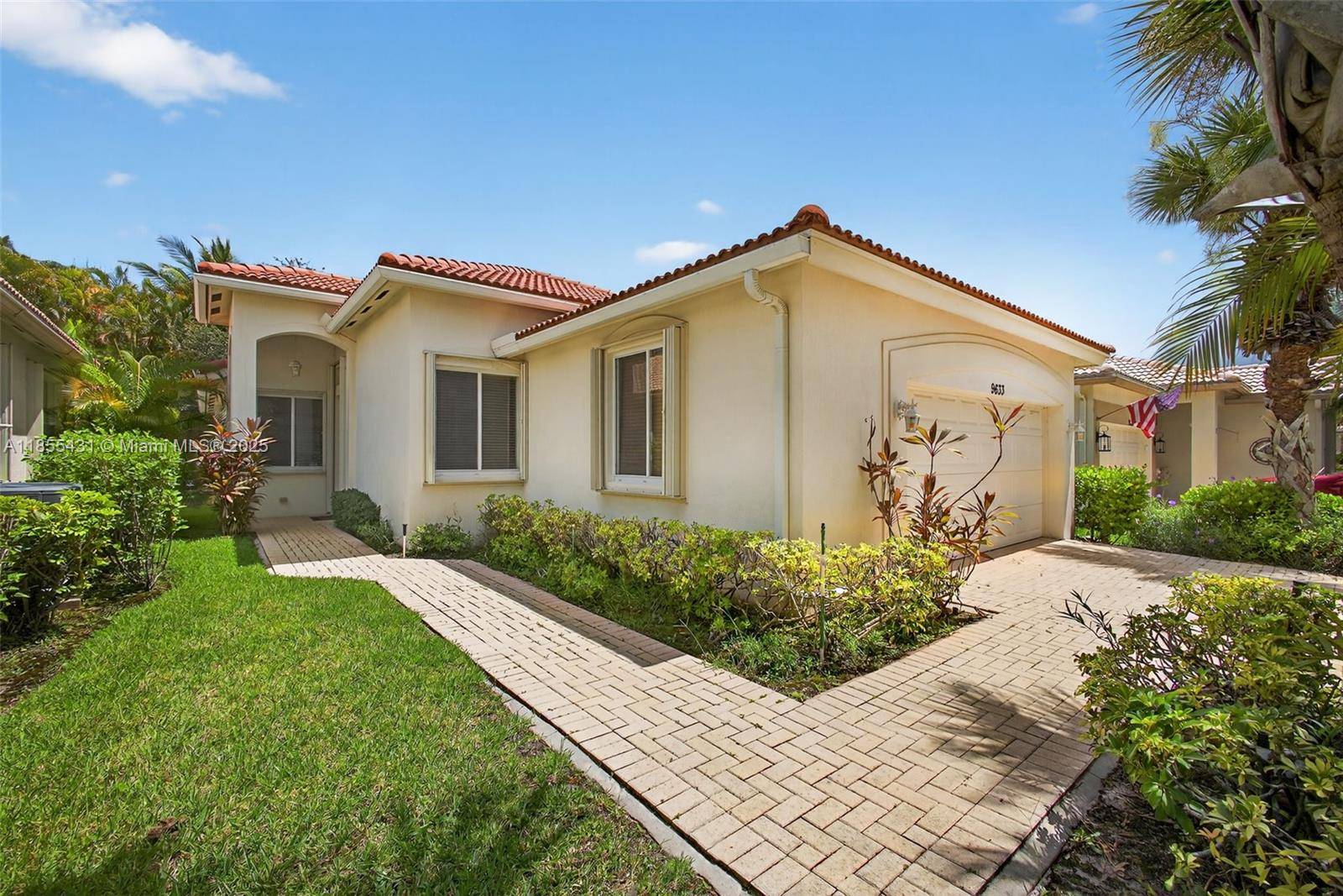 Light, bright and spacious !