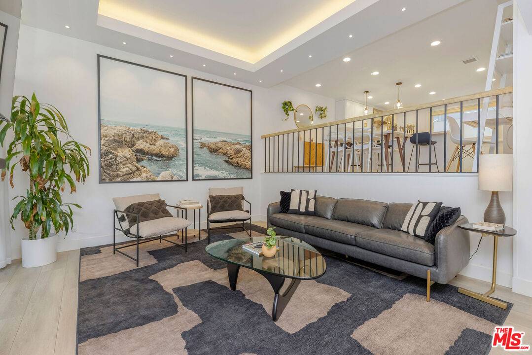 4734   La Villa Marina 3BR Marina Del Rey La