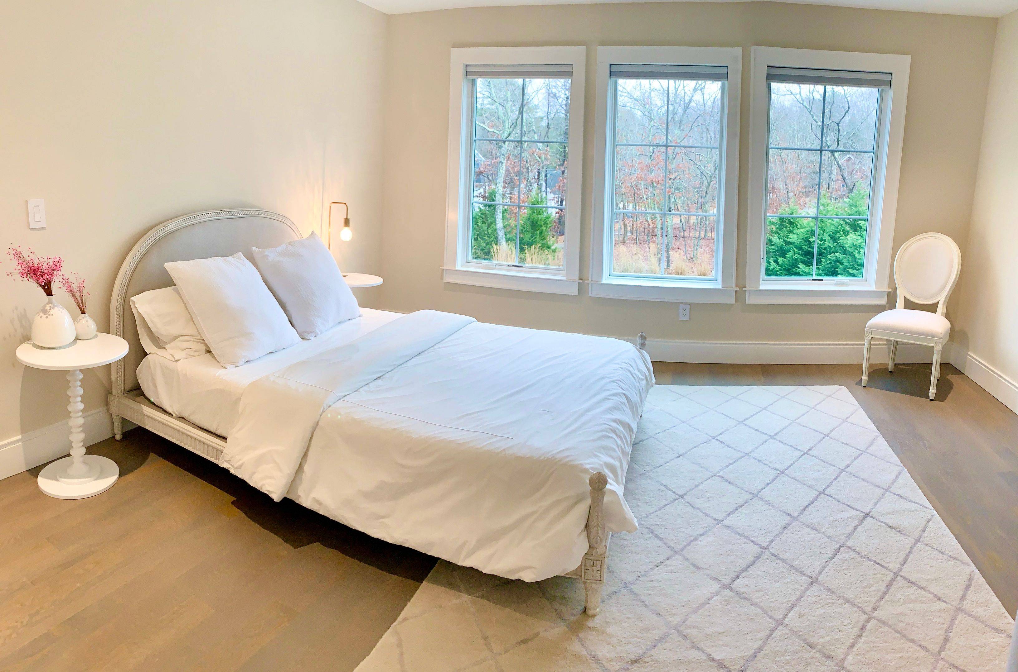 Incredible East Hampton Home Perfect for your Summer Get Away!