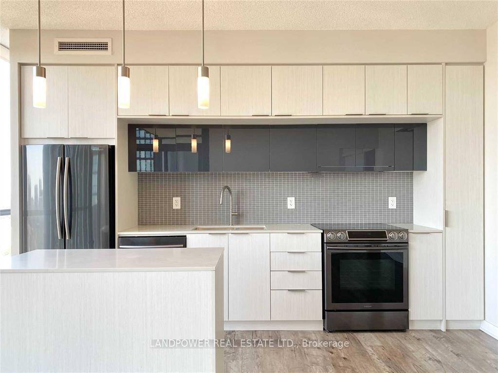 1 Of The Best Value Floor Plans Rarely Offered X Condos.
