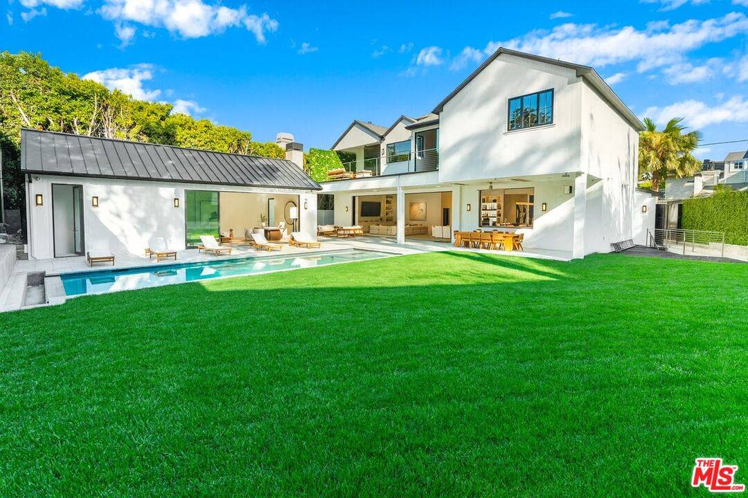 12227   Tweed Ln 7BR Brentwood La