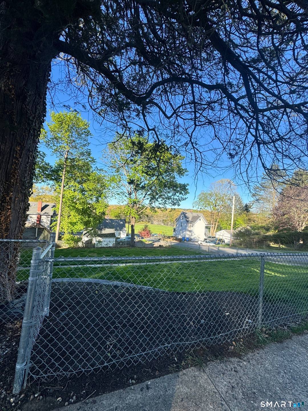 Well maintained multi family property offering strong income potential and flexibility for both investors and owner occupants.