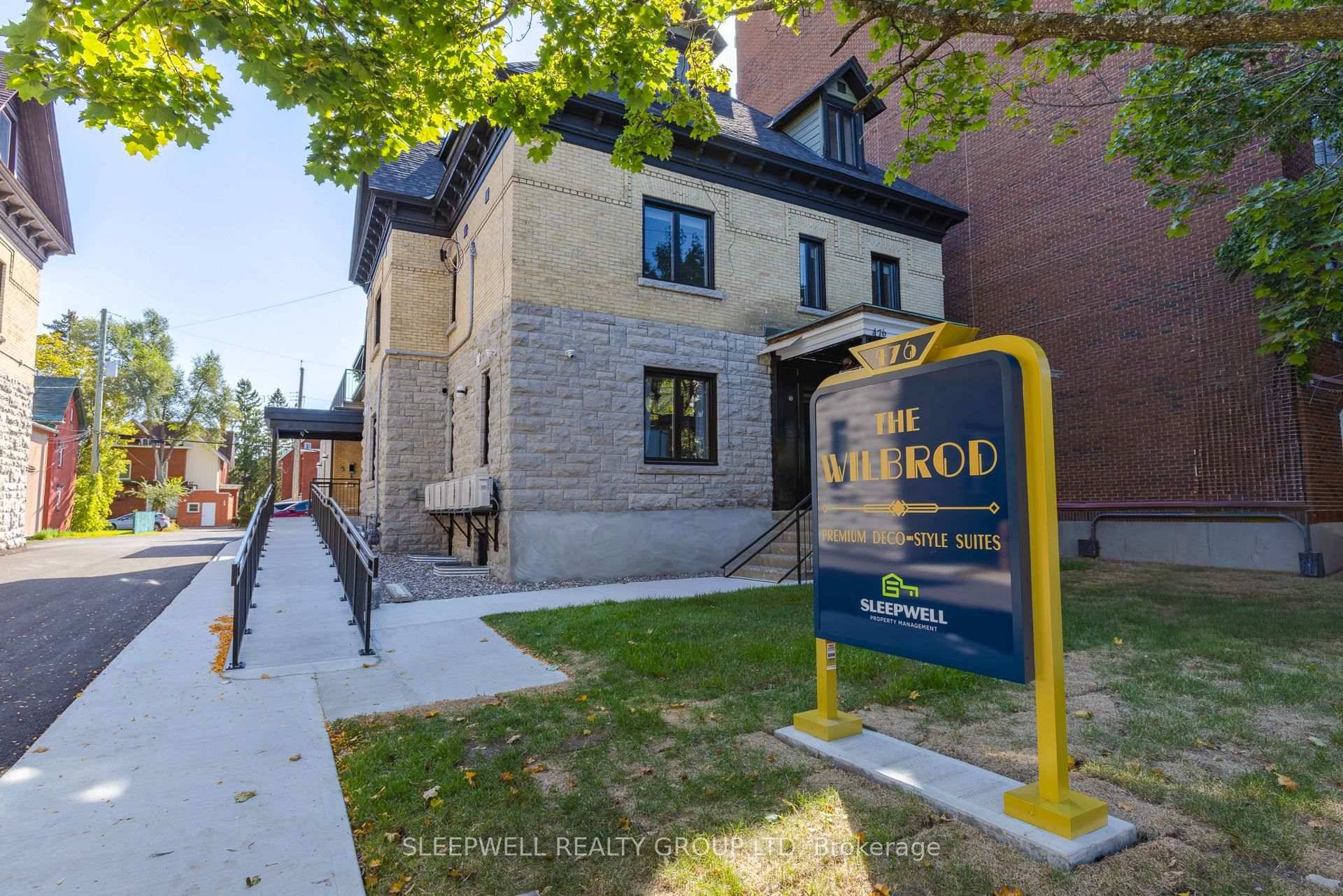 Welcome to 476 Wilbrod Street, a one of a kind residence in the heart of Sandy Hill where historic charm and bold modern design come together.