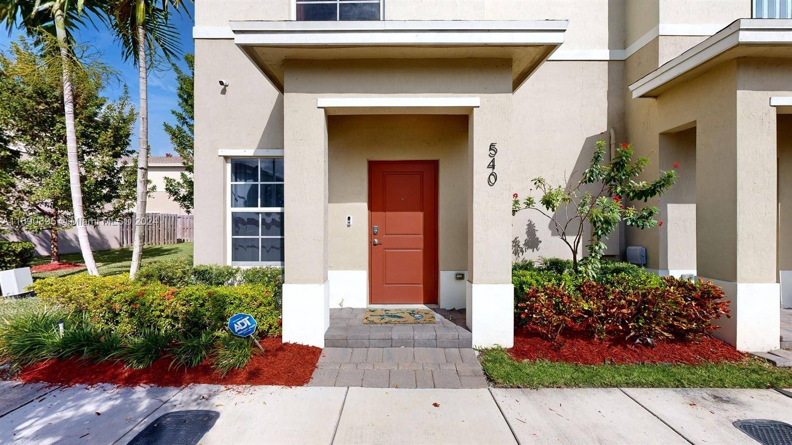 MOTIVATED SELLER ! Charming 2 2.