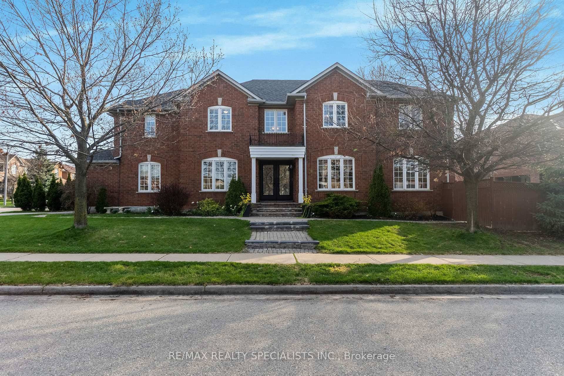 Stunning and well maintained 4 bedroom, 4 washroom detached home with a 2 bedroom basement apartment featuring a separate entrance perfect for extended family or potential rental income.