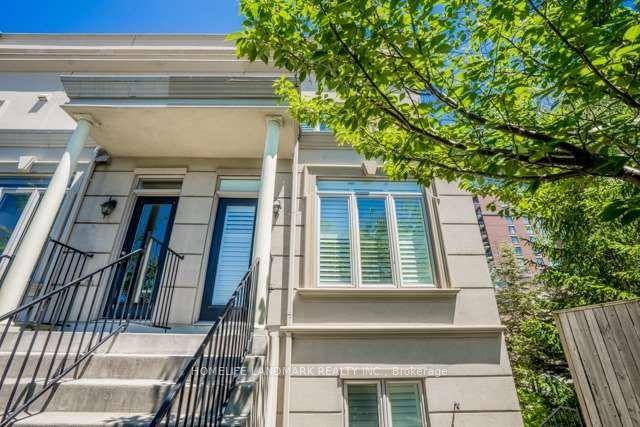Rare End Unit Townhome At Prestigious Bayview Village Feels Like A Semi.