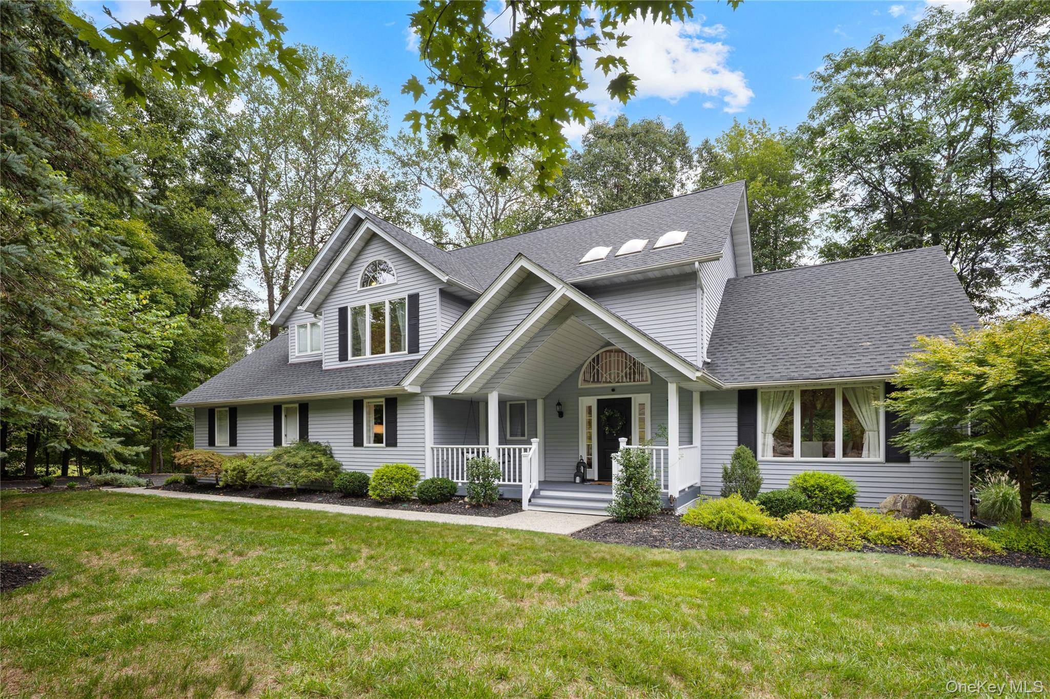 Luxury meets majesty in the prime of Chestnut Ridge.