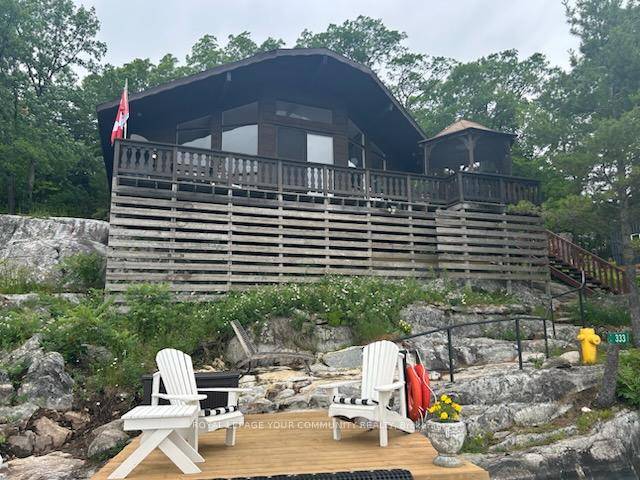 I am excited to be offering this fantastic opportunity to own a waterfront property in the picturesque Healey Lake, Muskoka.