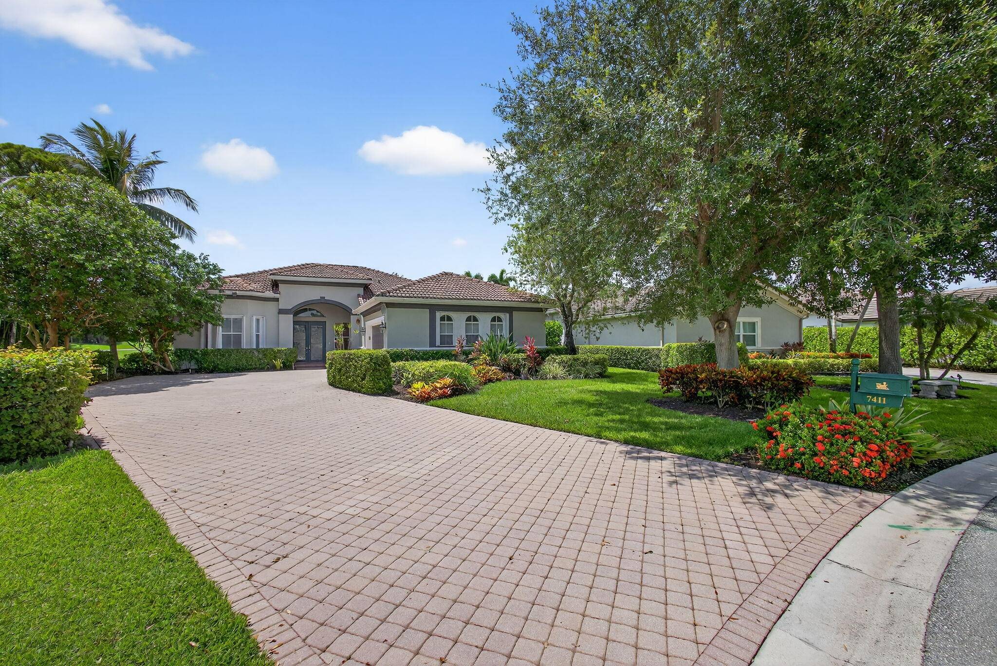 Welcome to Your Lakefront Golf Course RetreatStep into this beautifully maintained home and be captivated by the panoramic views of the lake and the renowned 18 hole Arthur Hills Championship ...