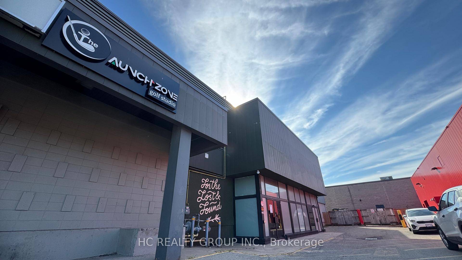 A rare opportunity to take over a profitable and modern indoor golf training business business sale only, property not included.