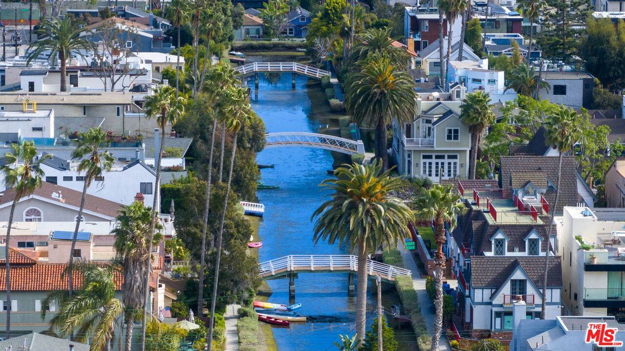 454 S. Venice Blvd 3BR Marina Del Rey La