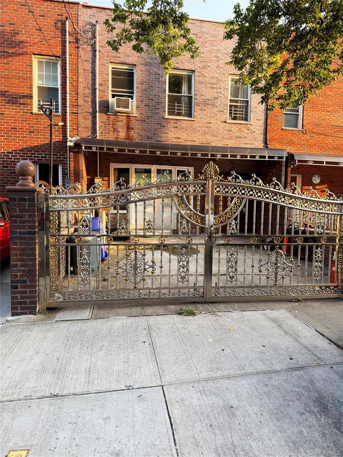 Legal two family brick home in the Unionport Castle Hill section of the Bronx.