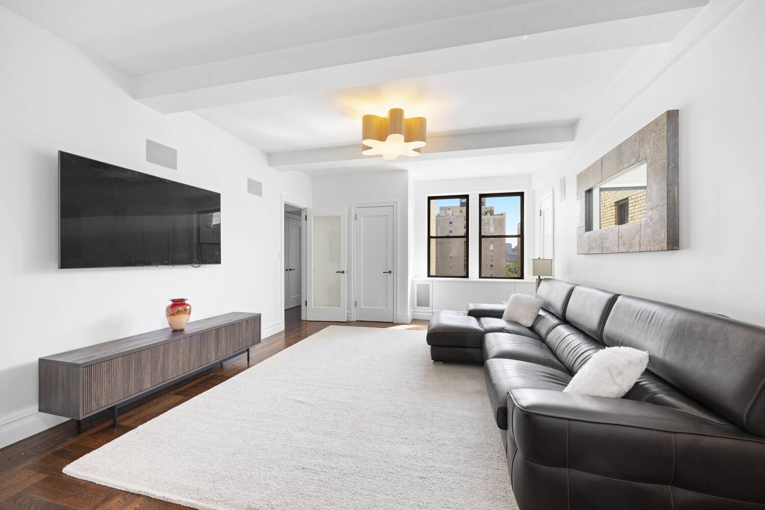 ALL OPEN HOUSES ARE BY APPOINTMENT ONLY PLEASE VIEW VIDEO FOR MORE INFORMATION The elegant entry foyer of this mint condition home leads to both the spacious living room that ...