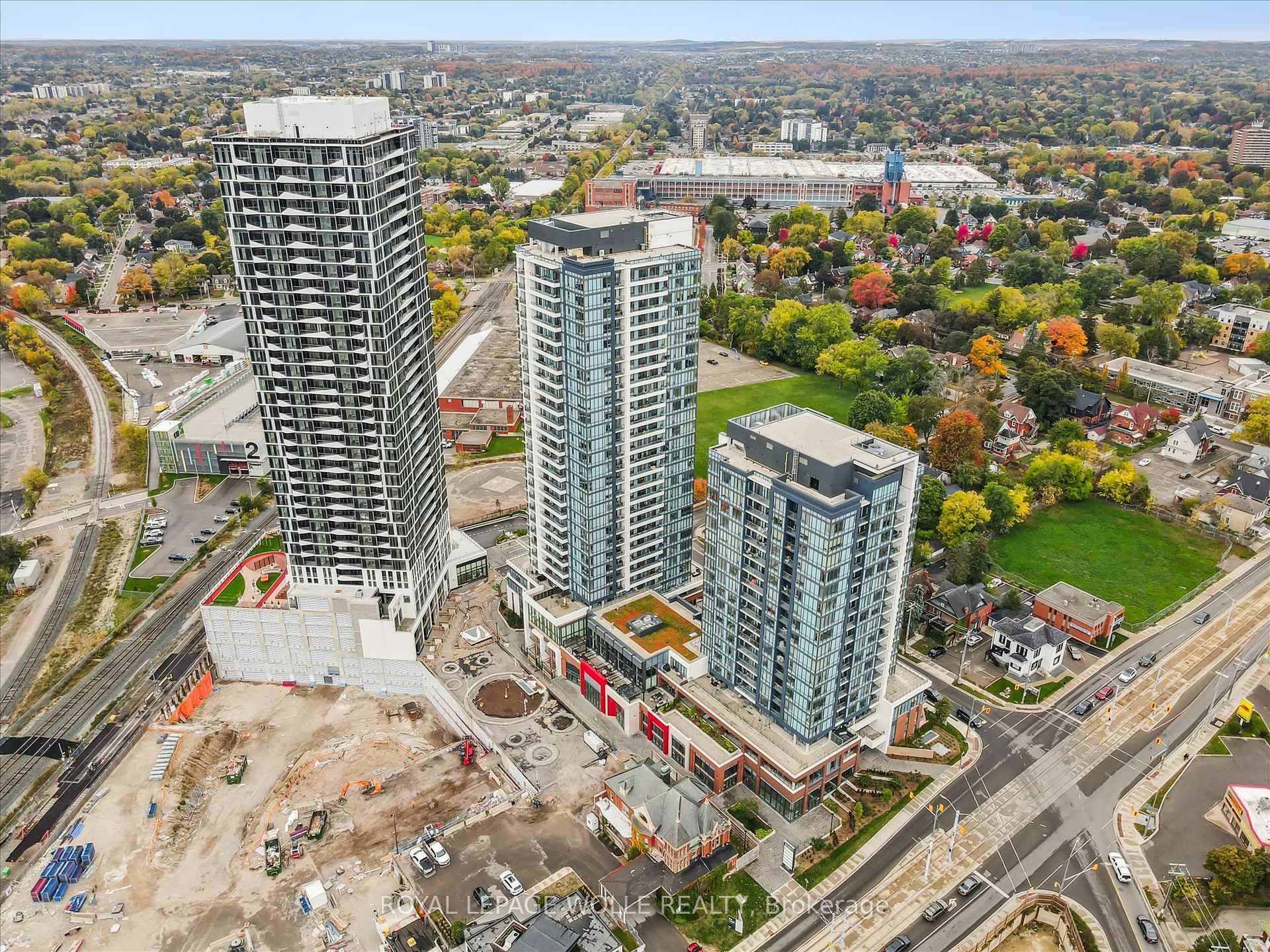 VIEWS FOR DAYS ! ! Welcome to Station Park where modern living meets unmatched convenience in the heart of downtown Kitchener.