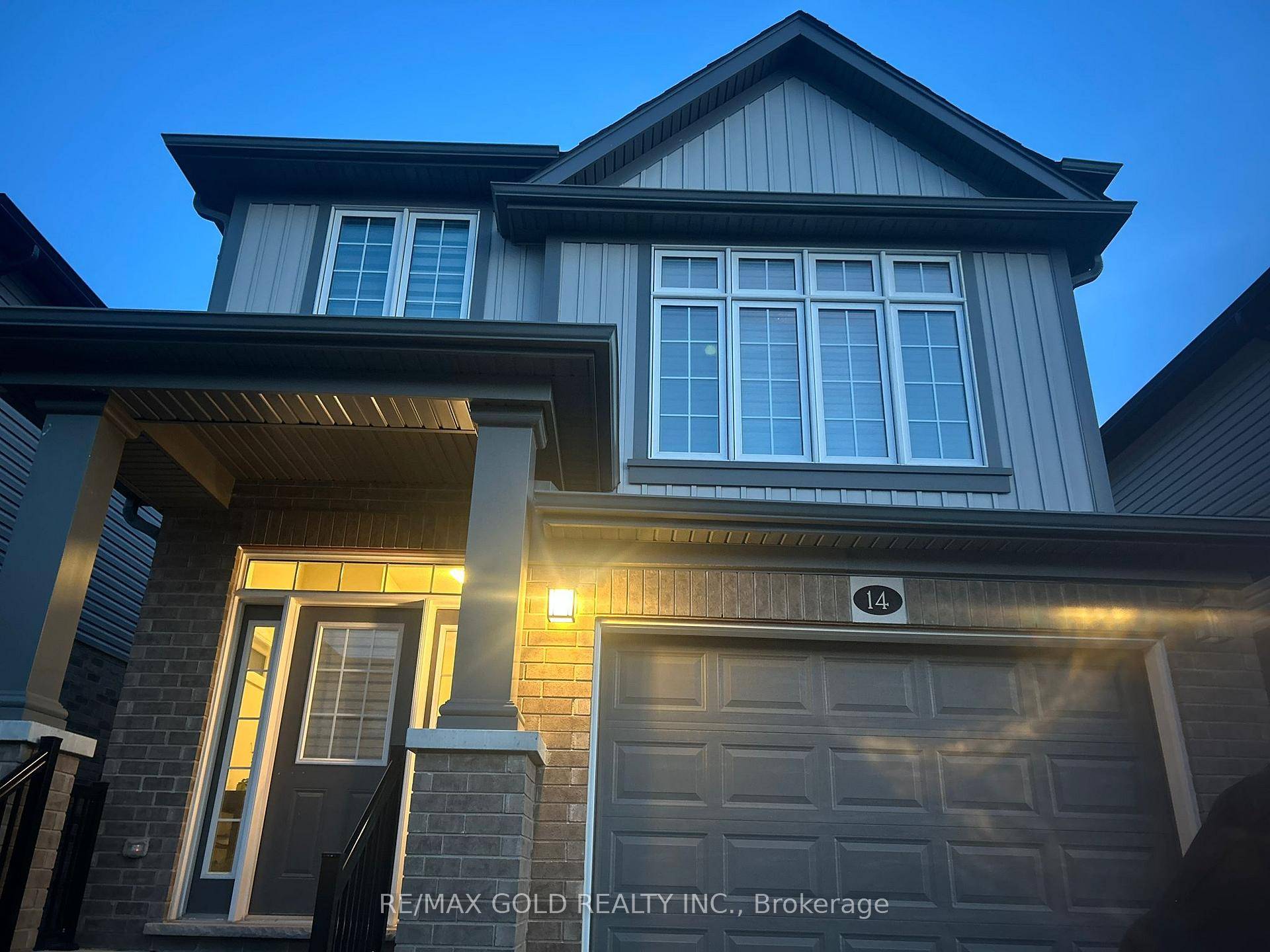 This spacious 3 bedroom, 3 bathroom detached home is located in the desirable Doon South area of Kitchener.