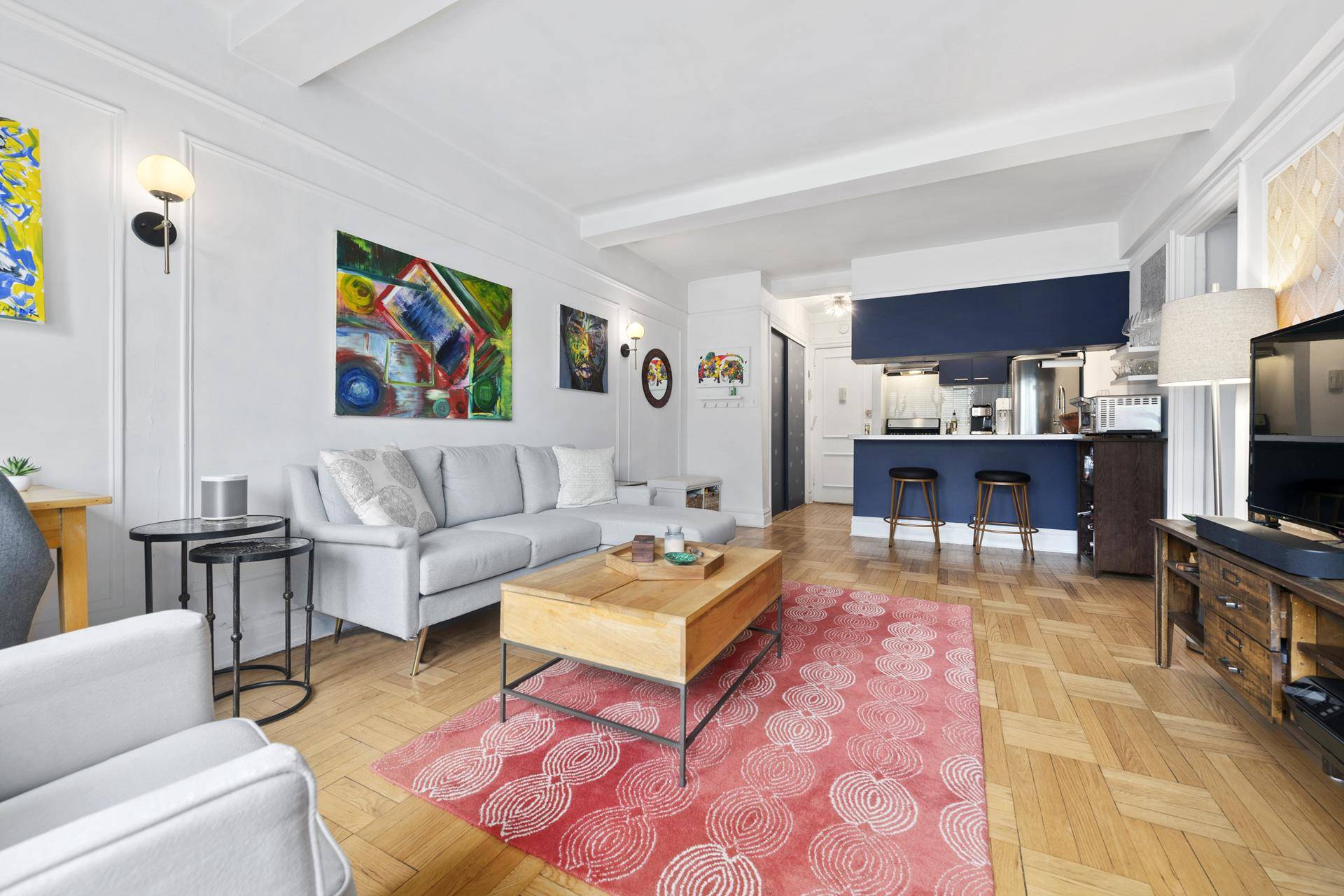 You will fall in love with this tastefully renovated one bedroom apartment.