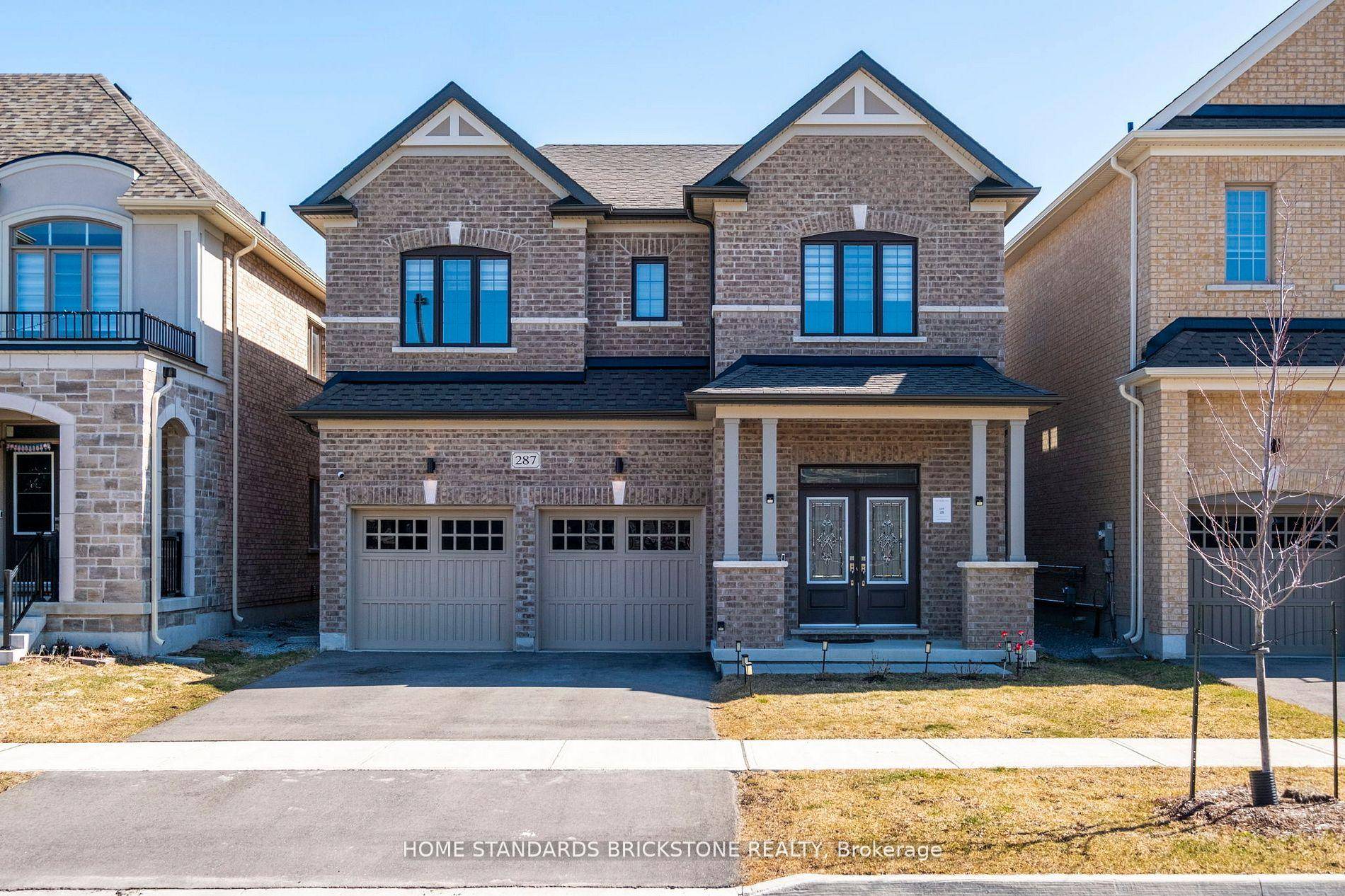 This stunning 3 bedroom detached family home with double car garages, just 2 years old, is situated in the highly desirable Georgina Heights community in Keswick ; a sold out ...