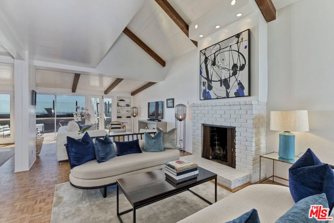 23350   Malibu Colony RD 4BR Malibu La