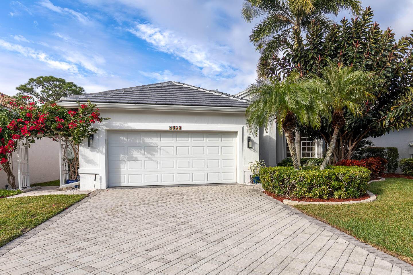 THIS HOME WILL NOT DISAPPOINT.