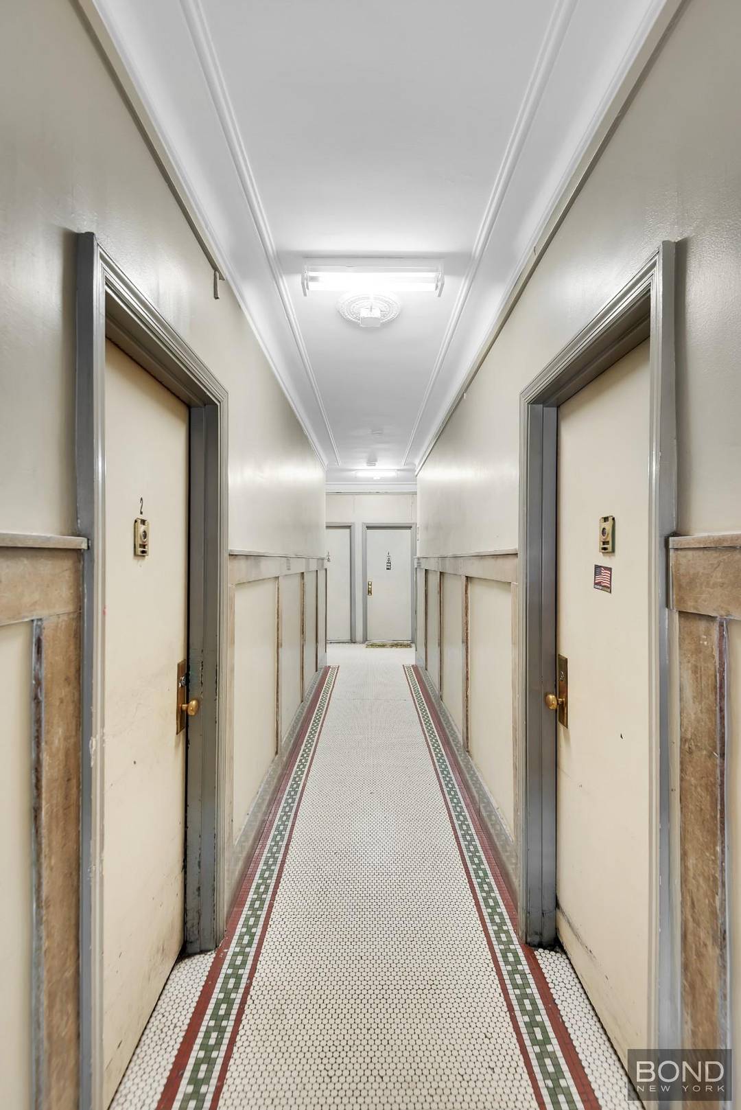 Exclusive Prime Astoria Investment Opportunity Exceptional 23 Unit Multifamily Building For Sale Now available a rare, producing asset in the heart of Astoria, one of Queens most dynamic and in ...