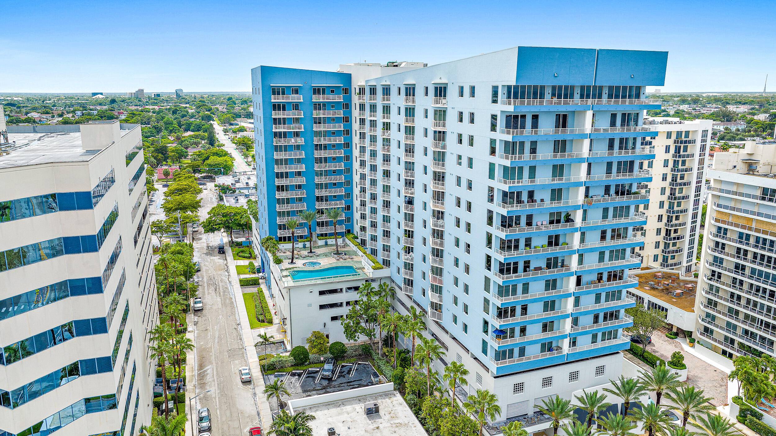 Corner Unit at The Slade 12th Floor Residence with West Facing Views Steps from Major New DevelopmentNow available just in time for the season, this 12th floor corner unit at ...