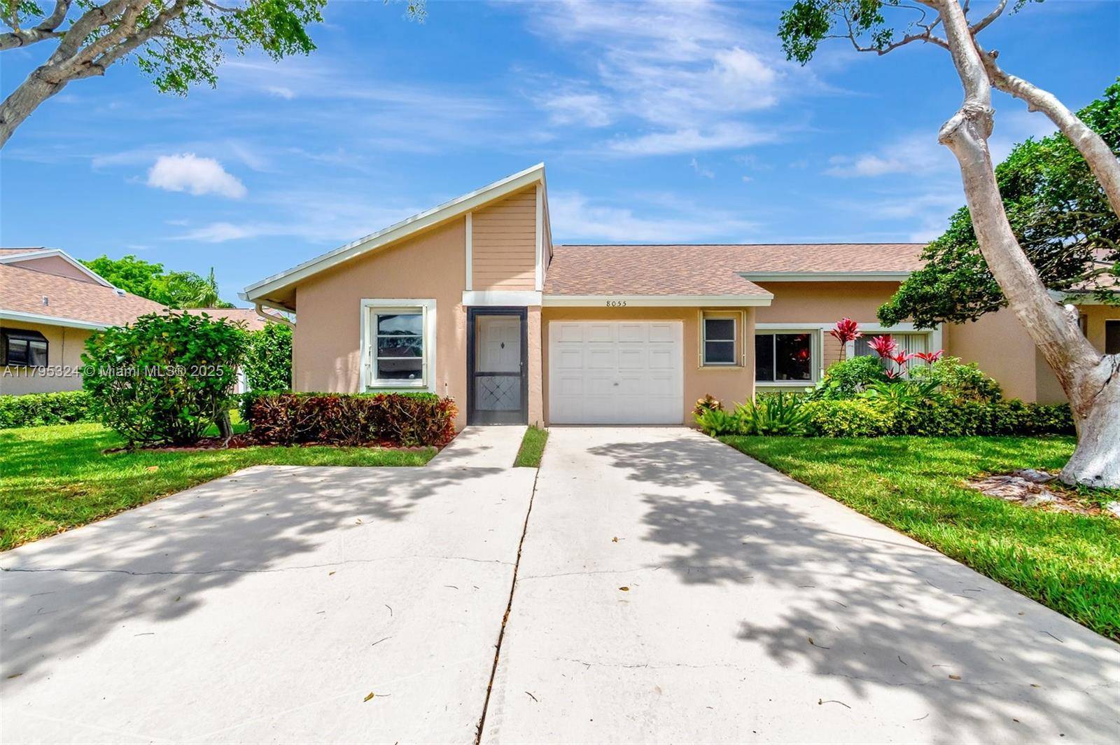 This beautifully updated 2 bedroom, 2 bathroom villa is a true gem located in a highly sought after 55 living community in Boca Raton.