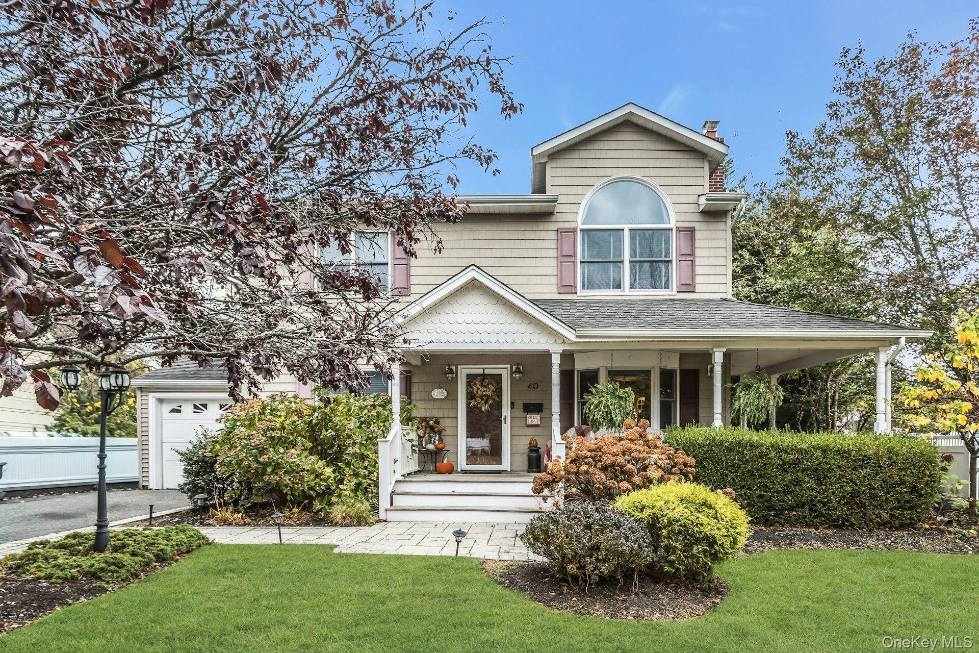 Location Northport Village !