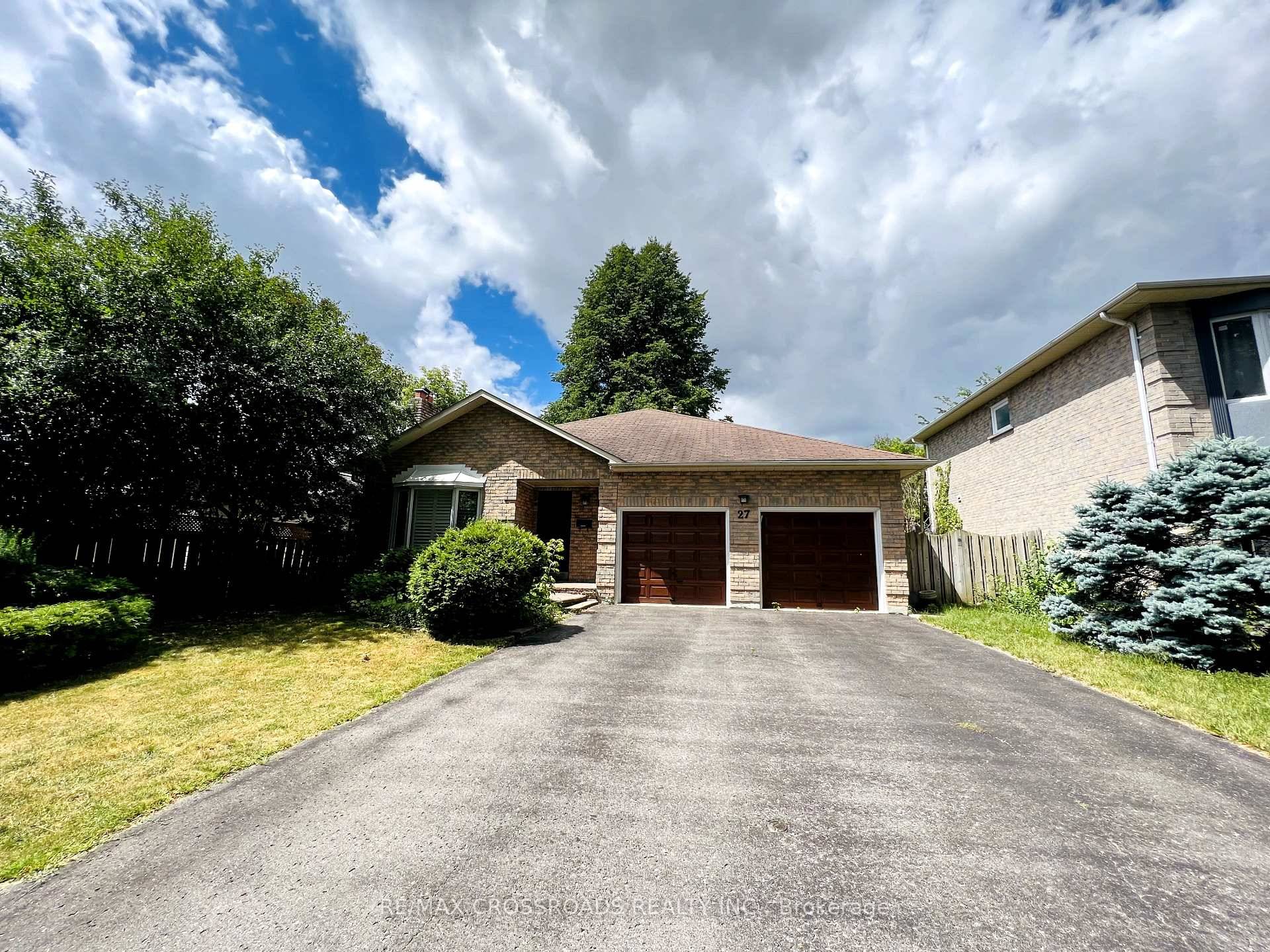 Beautifully Renovated Spacious Bungalow On A Quiet Family Friendly Crescent Surrounded by Nature !