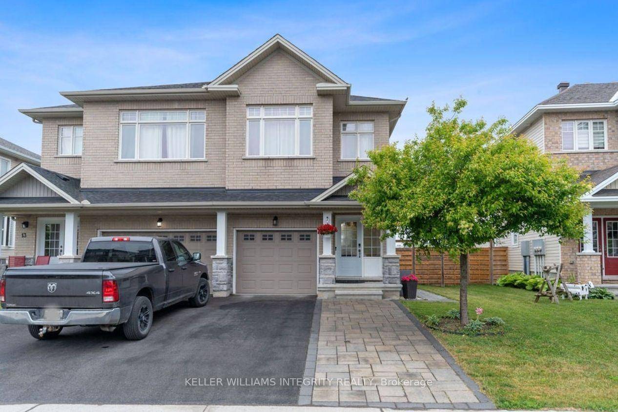 Welcome to this gorgeous move in ready semi detached home on a spacious lot !