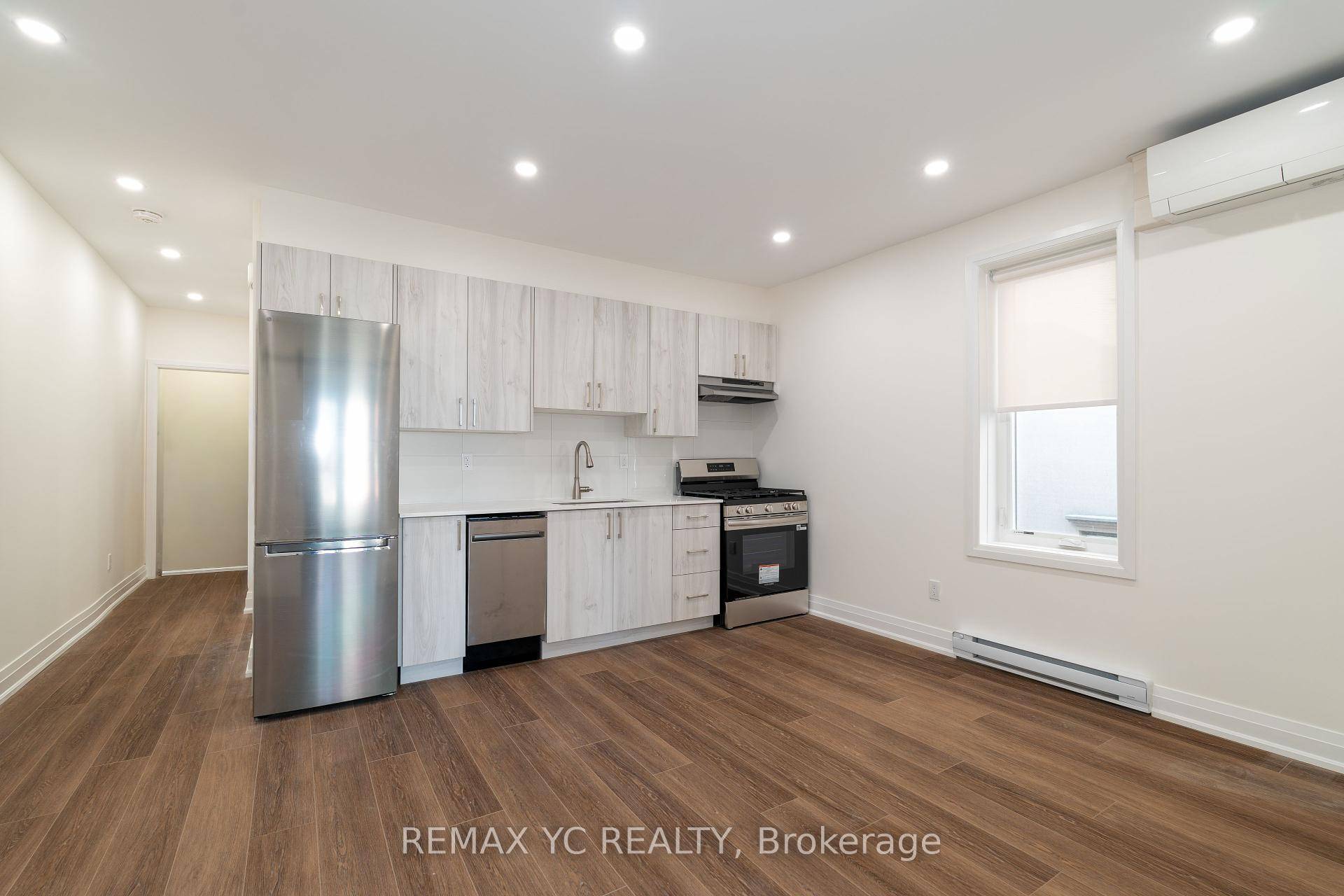 This newly renovated, never lived in one bedroom plus private den unit comes with brand new appliances, an in suite washer amp ; dryer, and 3 independent wall mounted AC ...