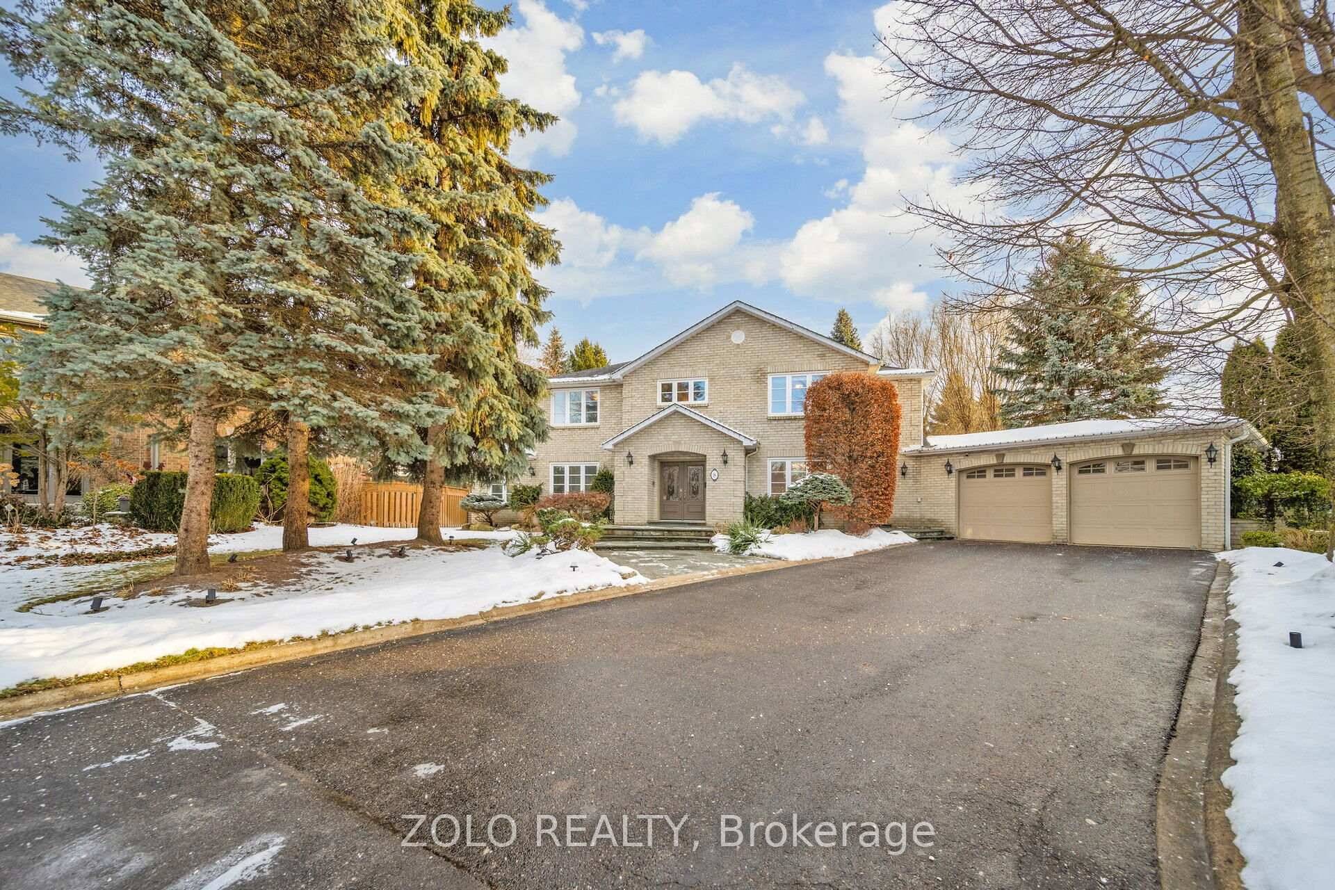 This is your opportunity to lease a beautifully designed 2 bedroom, 1 bathroom unit in one of Bramptons best neighbourhoods.