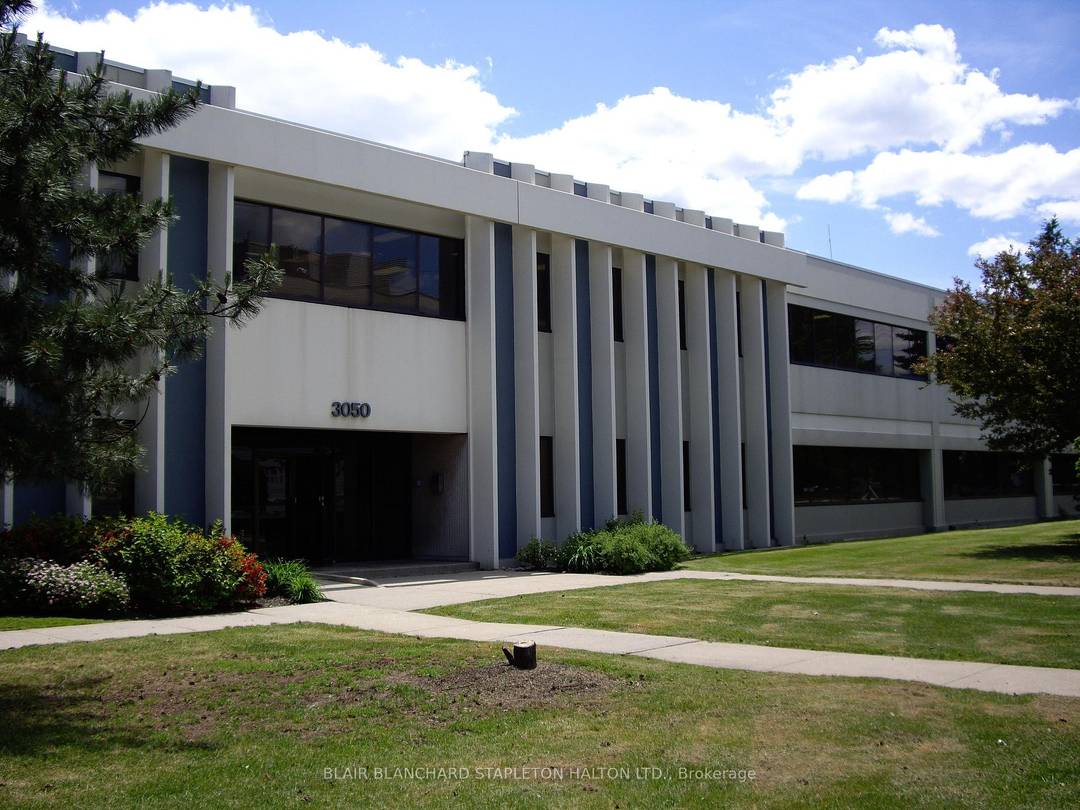 2 storey office building for sale on 1.