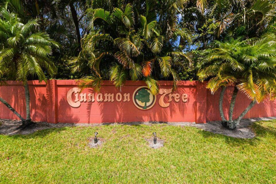 Experience Jensen Beach Life for Under 230, 000 !