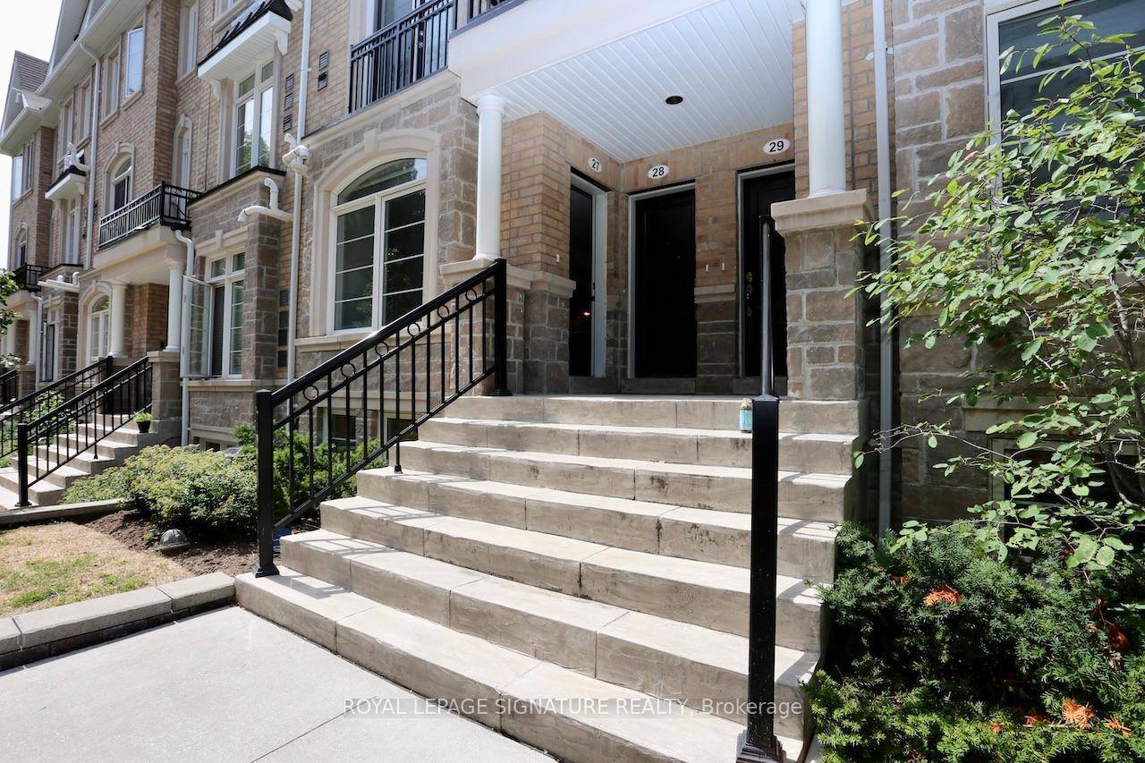 Approx 1037 Sqft, 8 Years New Move In Ready Open Concept Layout with tandem parking stall 2x parking spaces, 1x exclusive locker on P1, and a large enclosed storage room ...