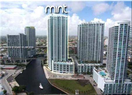 MINT RIVERFRONT SPACIOUS 2 BEDROOMS, 2 BATHS, SPLIT FLOOR PLAN WITH TILE FLOORS amp ; STUNNING RIVER, BAY amp ; CITY VIEWS.