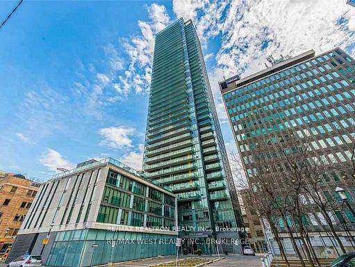 Welcome To The Spire ! A Junior One Bedroom With Unobstructed Views Of The City, A Very Functional Layout With No Wasted Space.