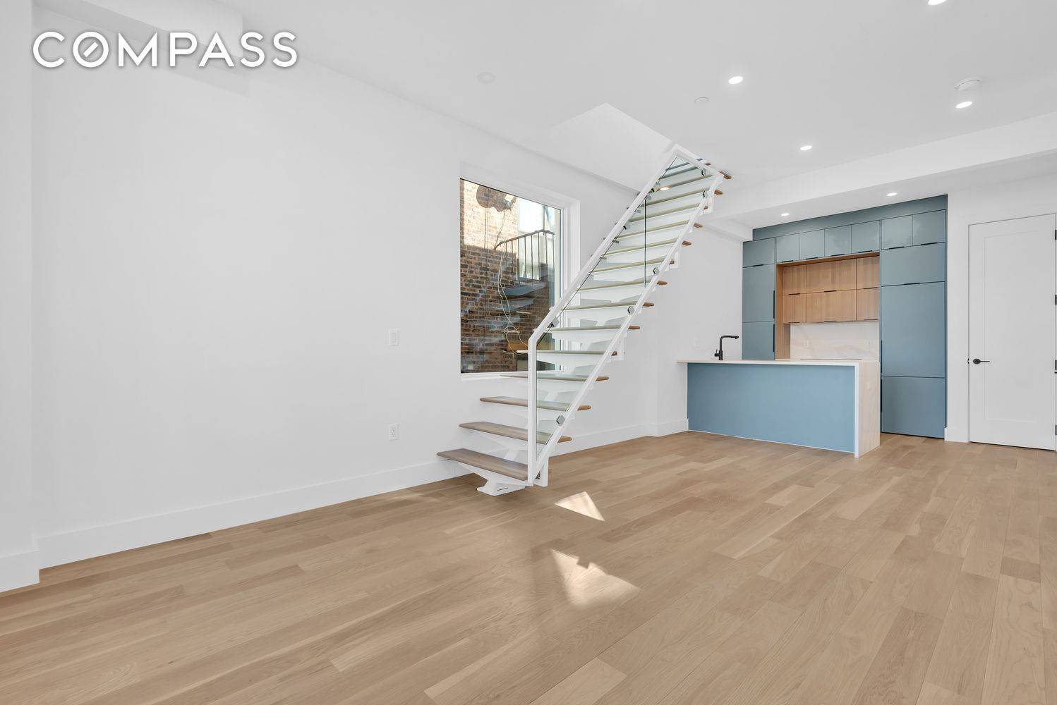 LIMITED TIME BUYER INCENTIVE ONE FULL YEAR OF COMMON CHARGES PAID BY SPONSOR Welcome to 97 Seigel A Boutique New Development Condominium in East Williamsburg Discover the perfect blend of ...