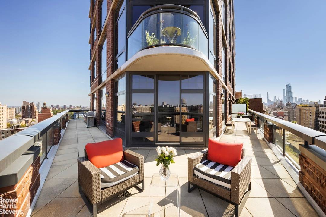 Elegant 4 Bedroom Residence with Expansive Terrace amp ; River Views in Morningside Heights Welcome to 18B at the Straus Park Condominium.