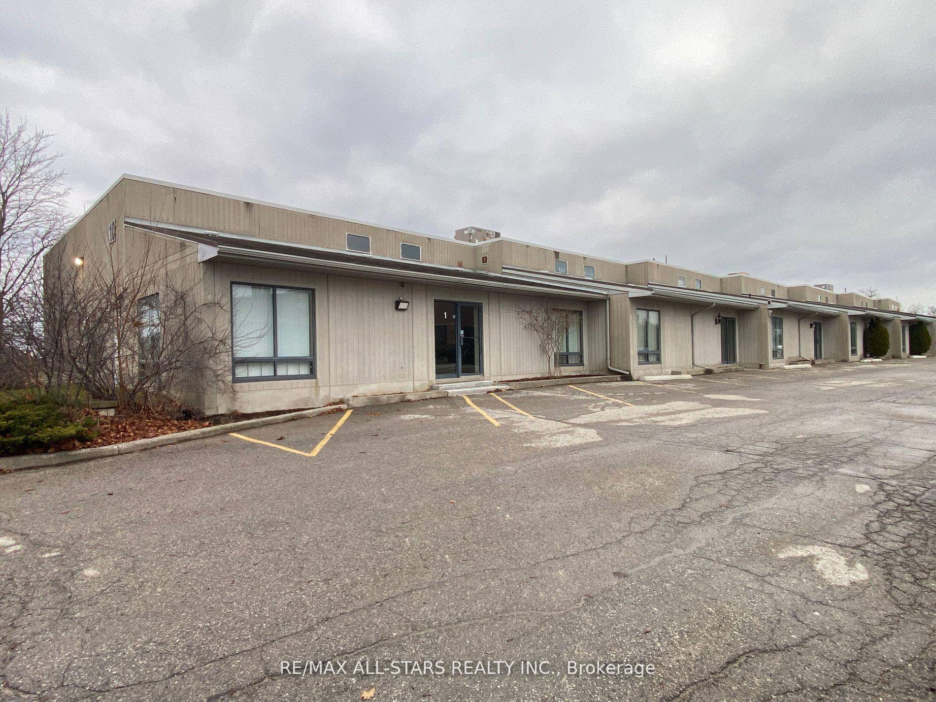 Clean and Functional Industrial Unit Strategically Located close to Hwy.