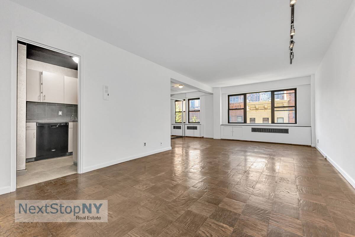 Welcome to Apartment 7G Bright, Spacious, and Full of Possibilities !