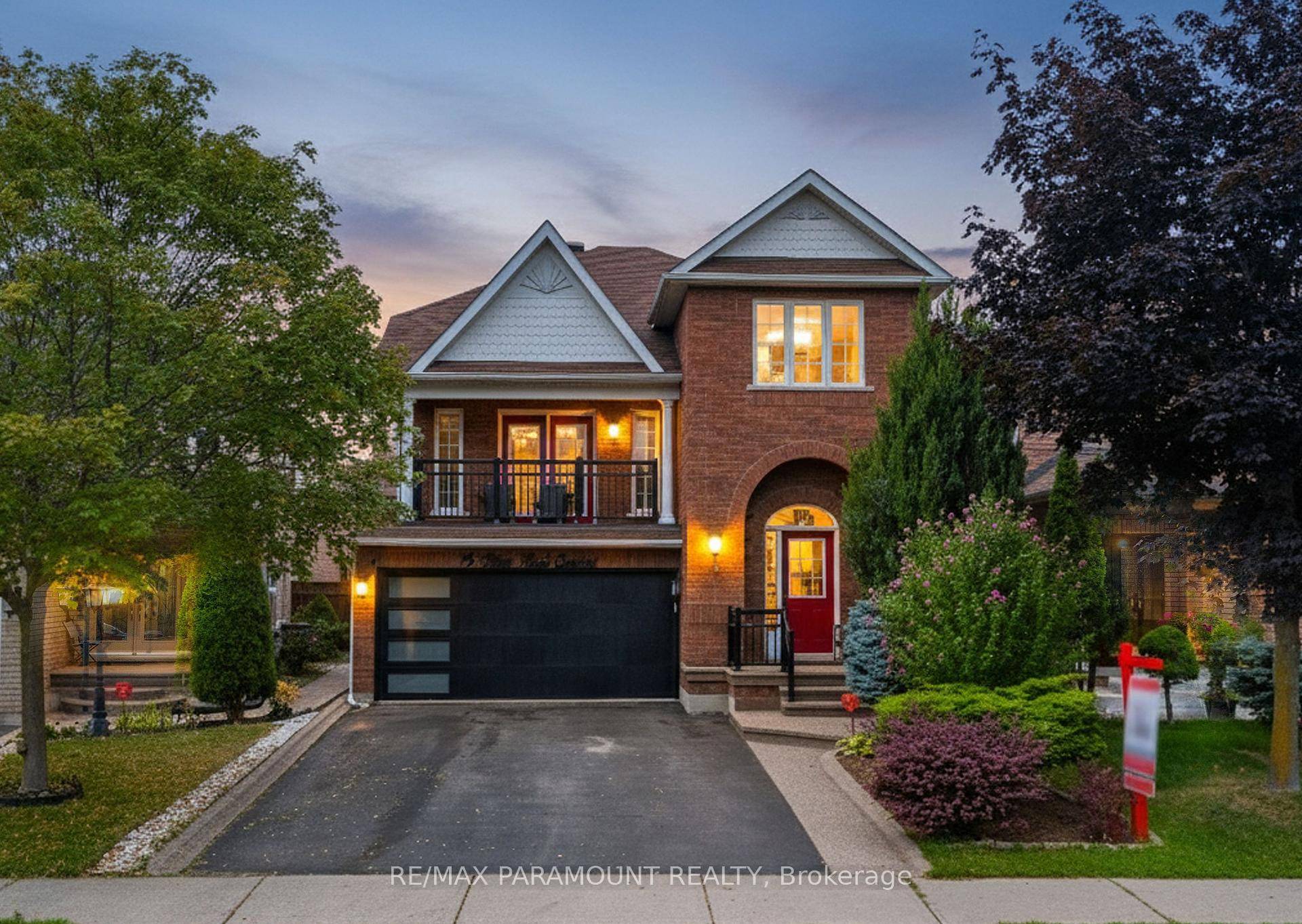 Welcome to this showstopping detached home in the heart of Fletchers Meadow !