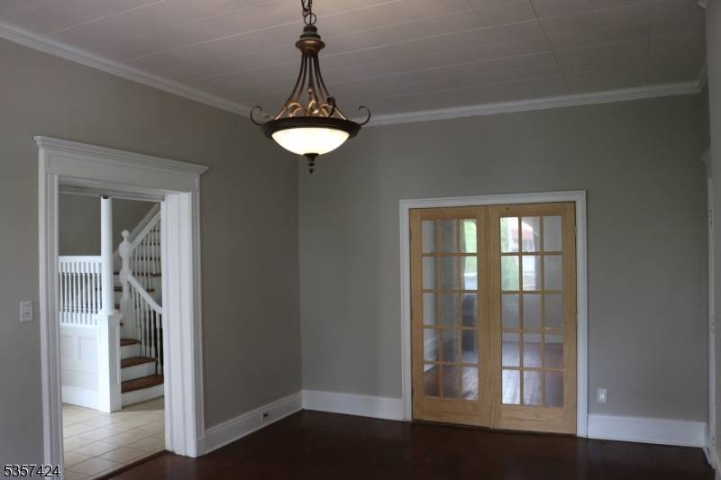 Lembeck Ave Jersey City New Jersey Multi-Story